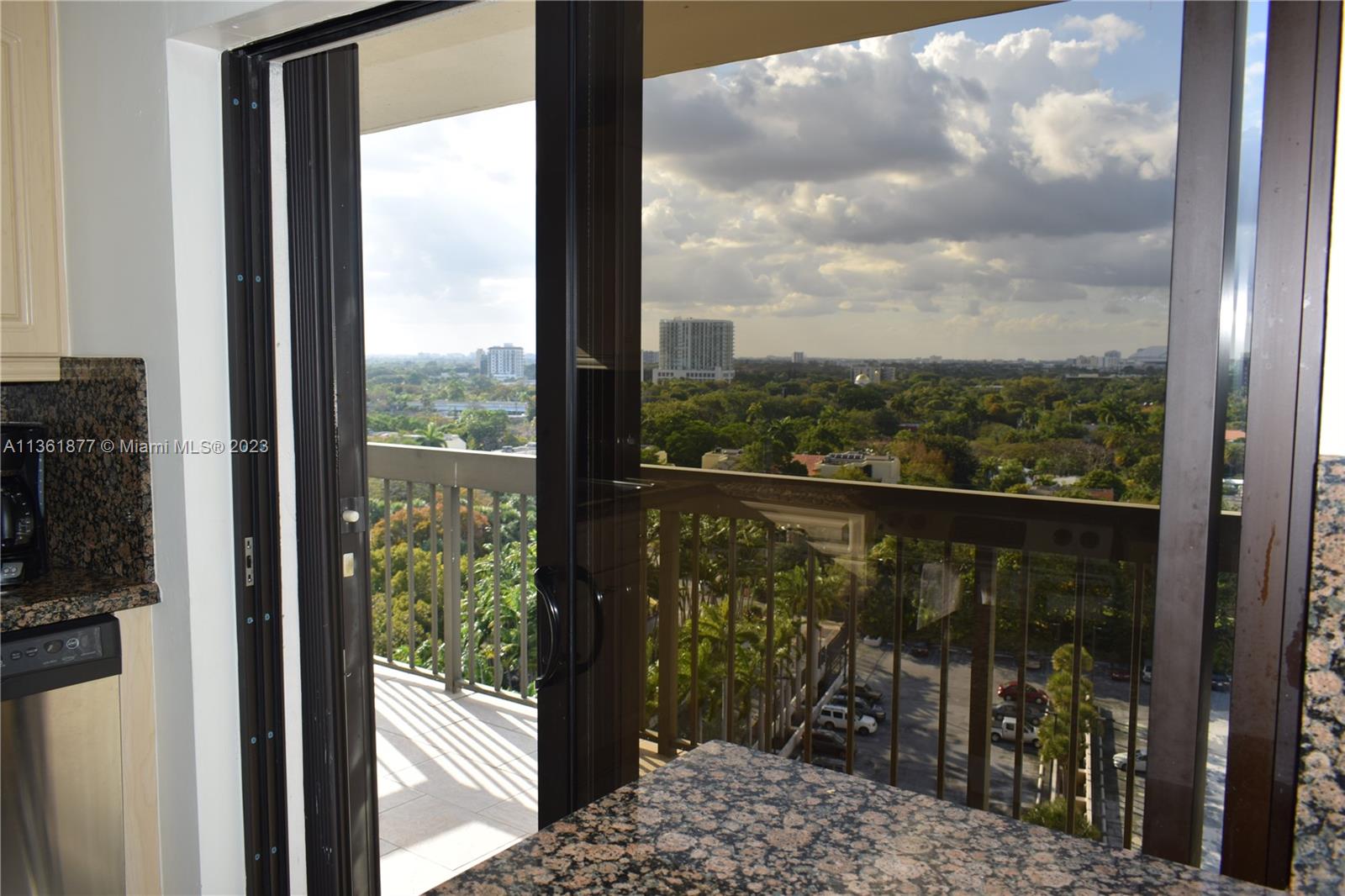 Brickell Bay Club - Residential
