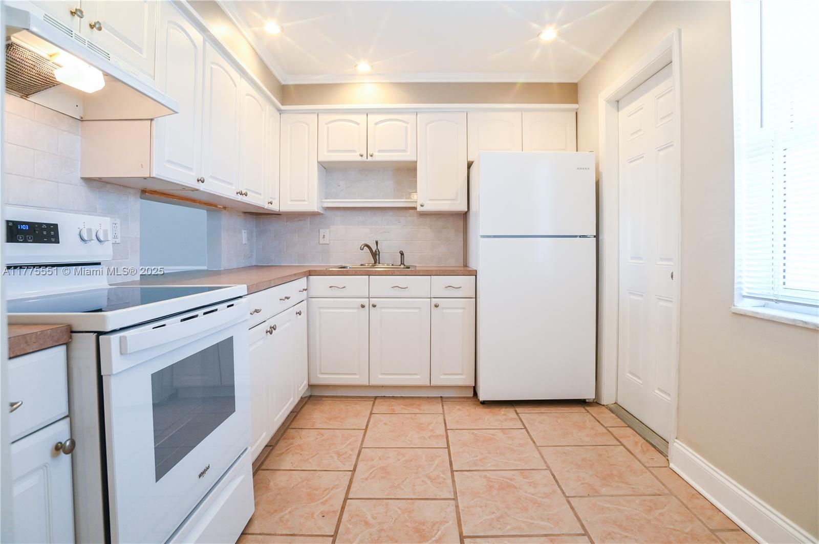 604 NE 2nd St 418