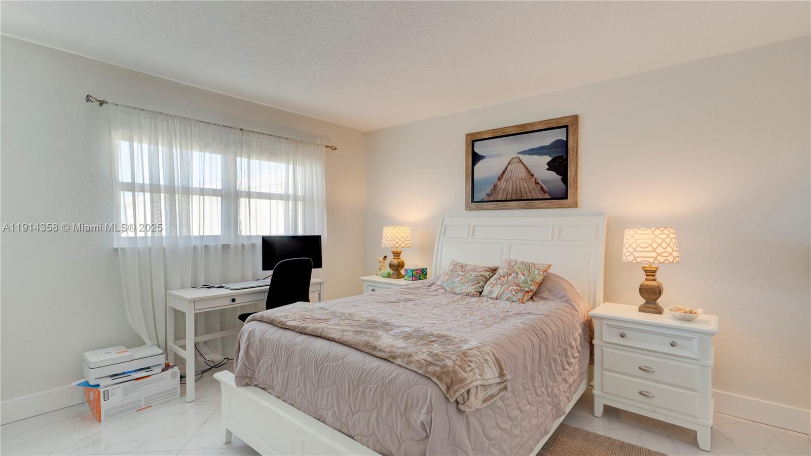 RIVER HOUSE TOWERS CONDO - Residential