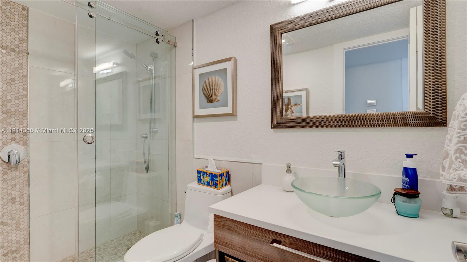 RIVER HOUSE TOWERS CONDO - Residential