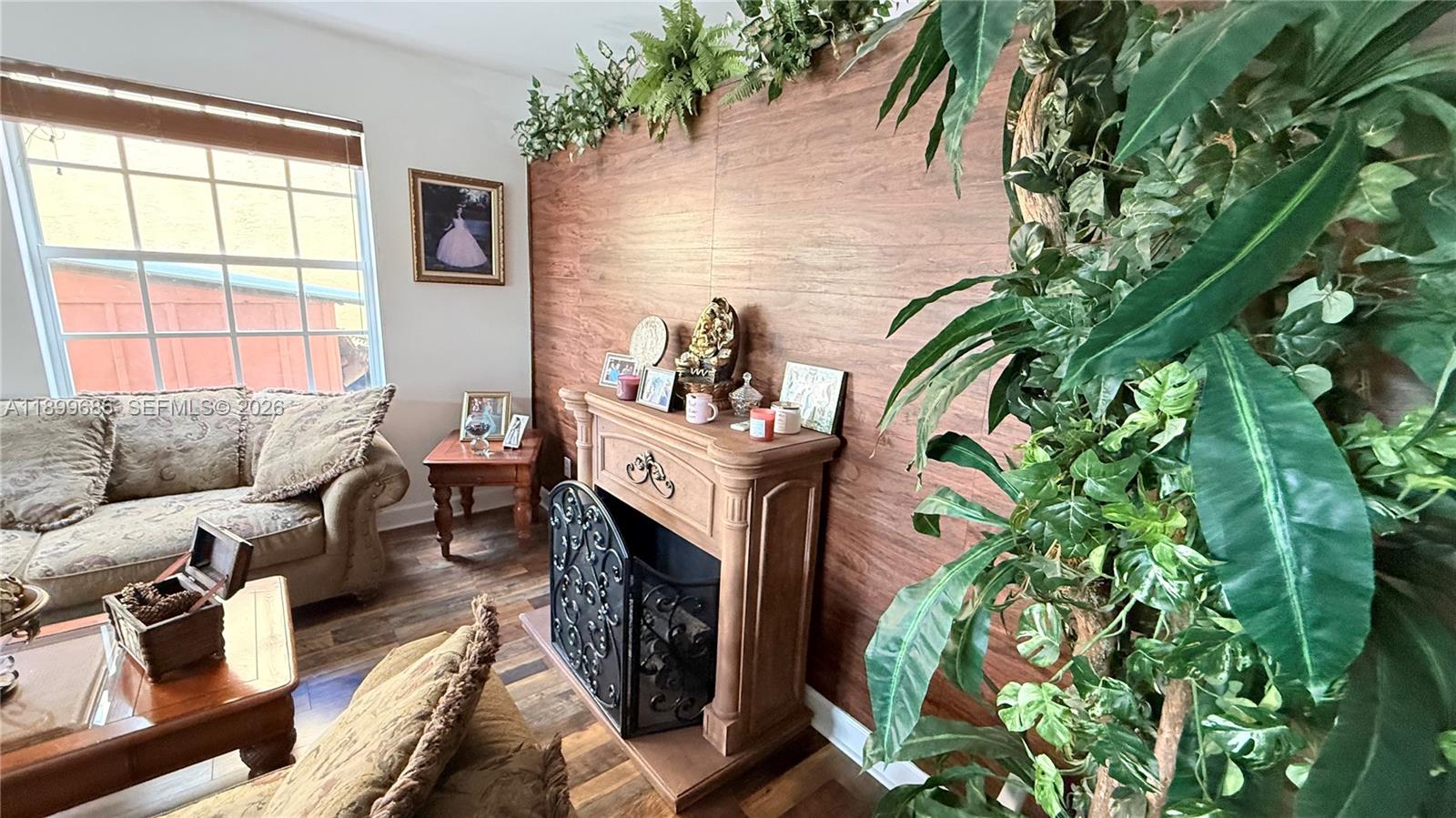 TOWNGATE - Residential