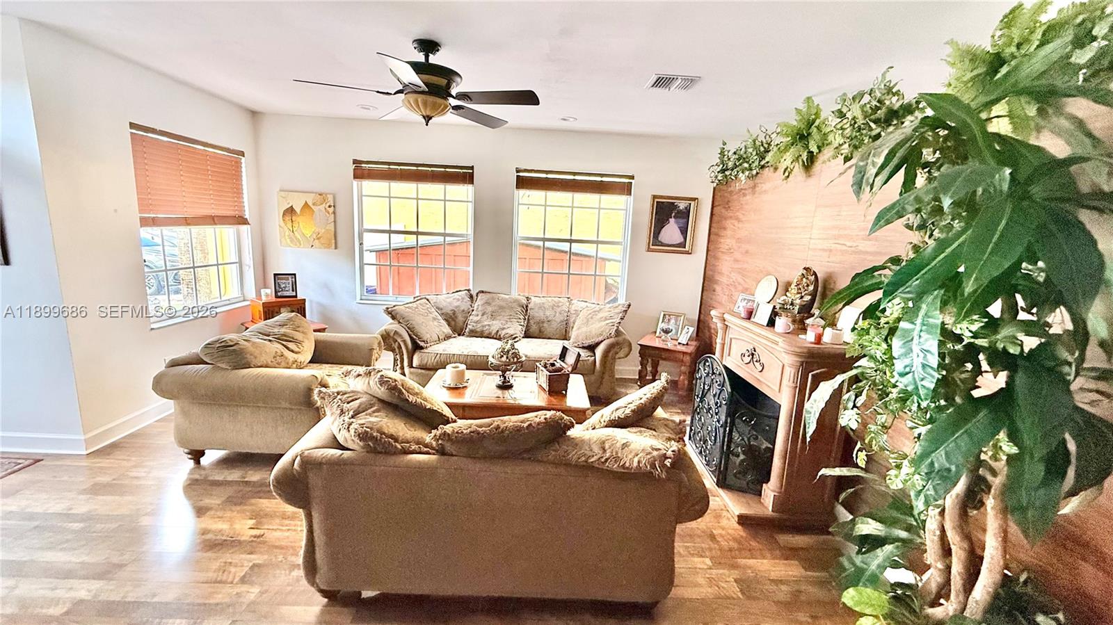 TOWNGATE - Residential