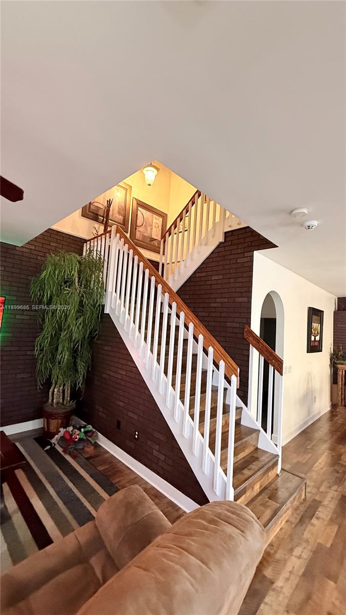 TOWNGATE - Residential