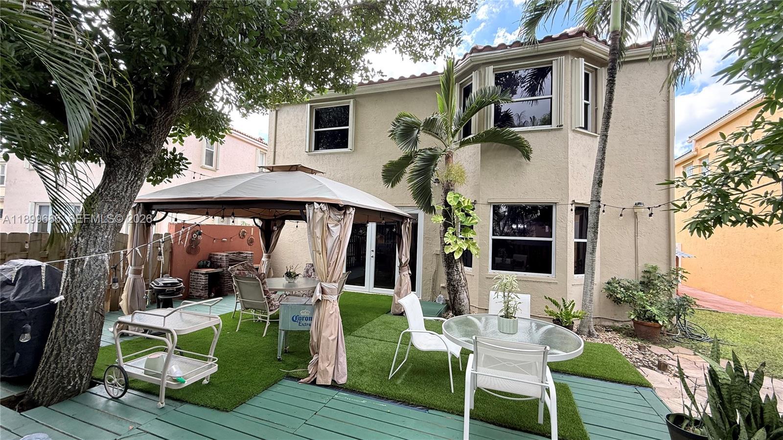 TOWNGATE - Residential