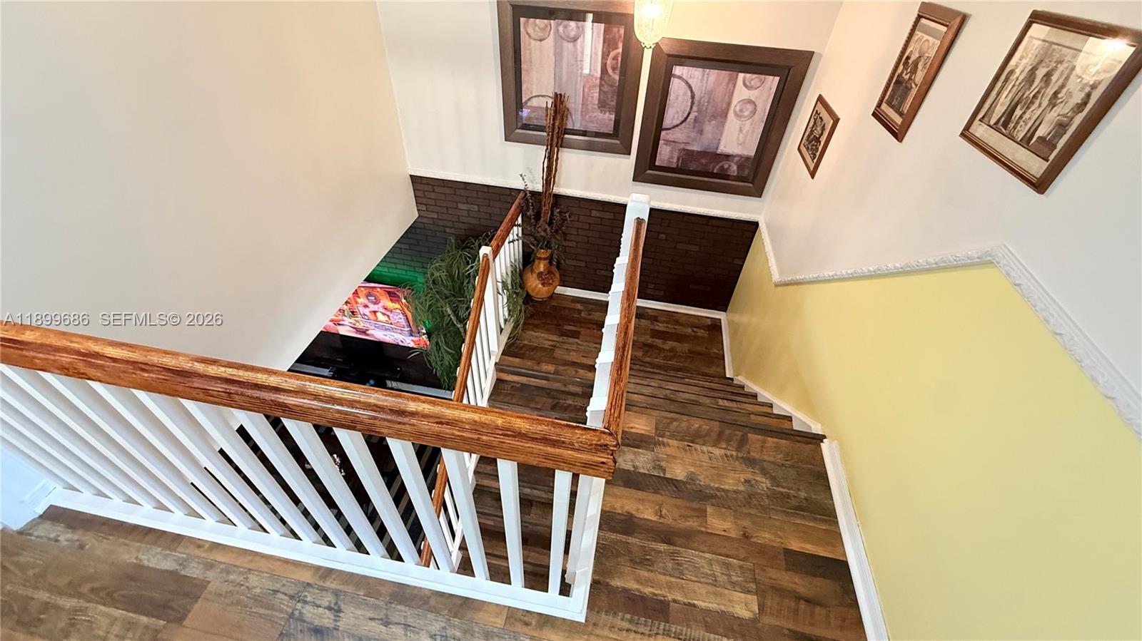 TOWNGATE - Residential