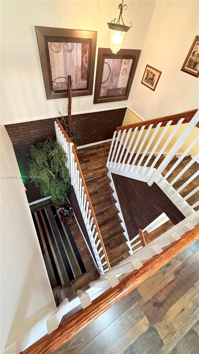 TOWNGATE - Residential