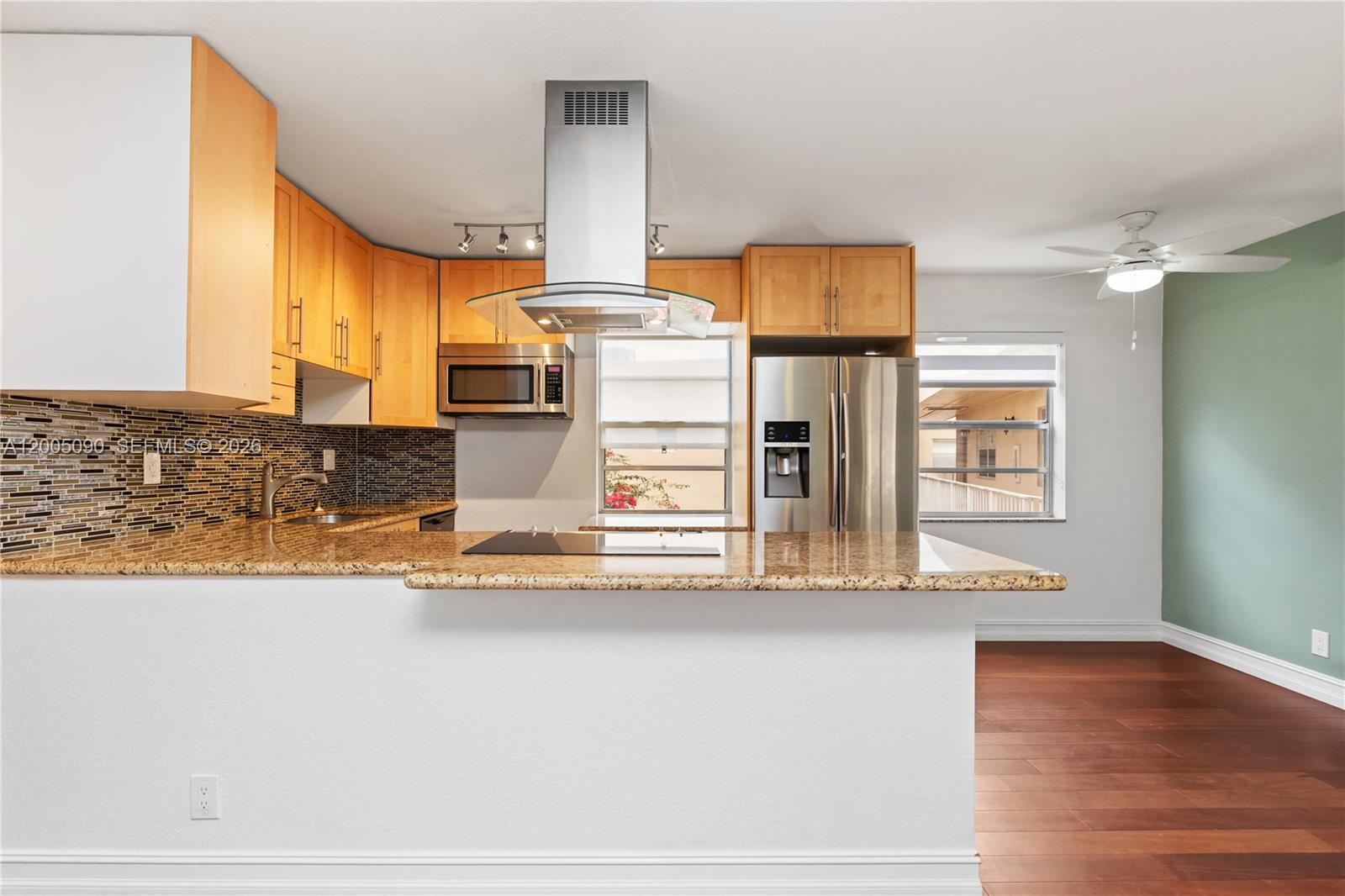 KINGS POINT NORMANDY COND - Residential