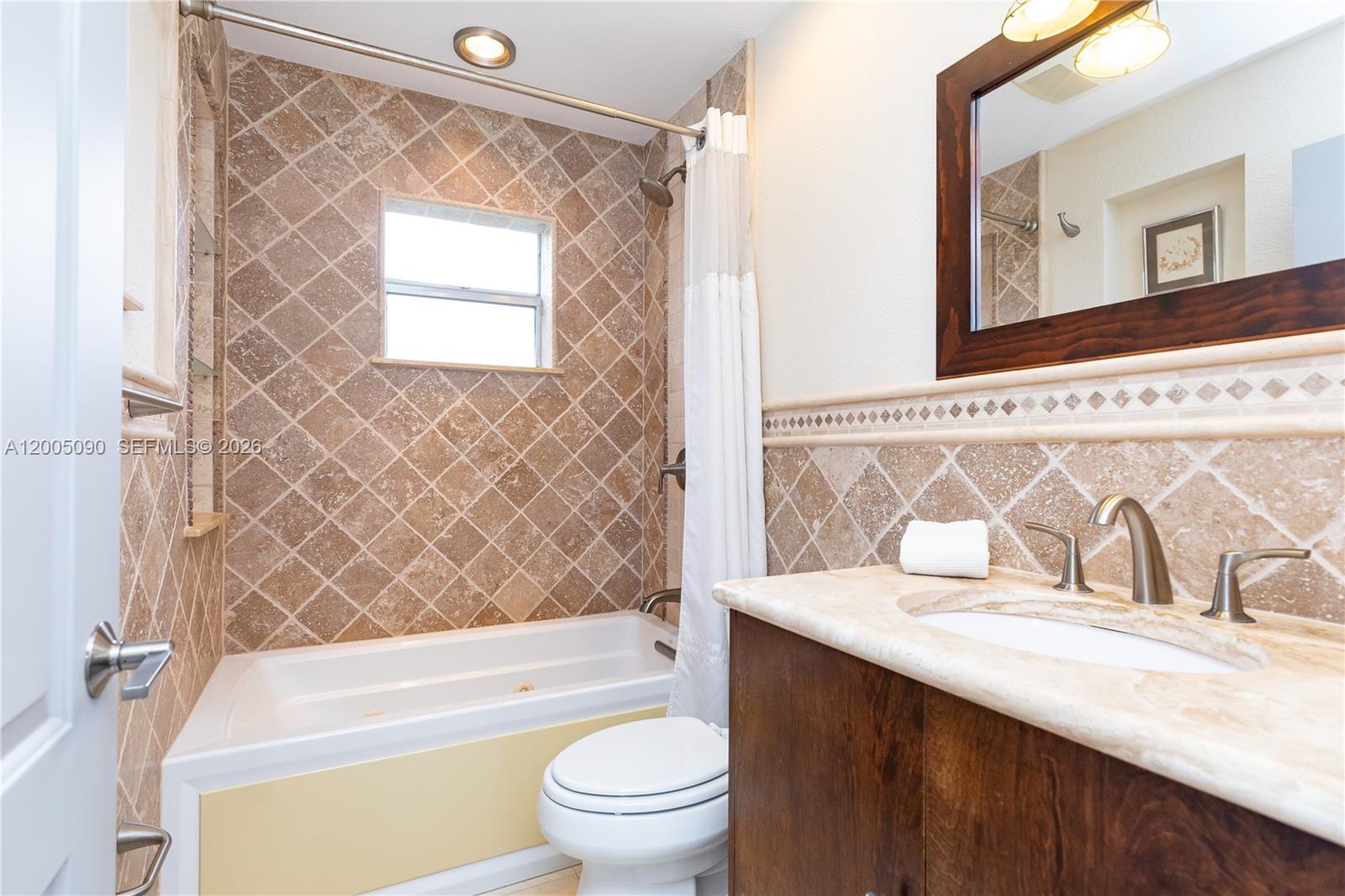 KINGS POINT NORMANDY COND - Residential