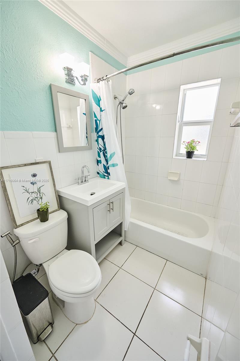 MILLER GARDENS - Residential