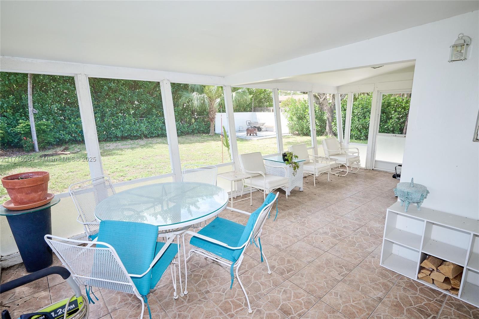 MILLER GARDENS - Residential