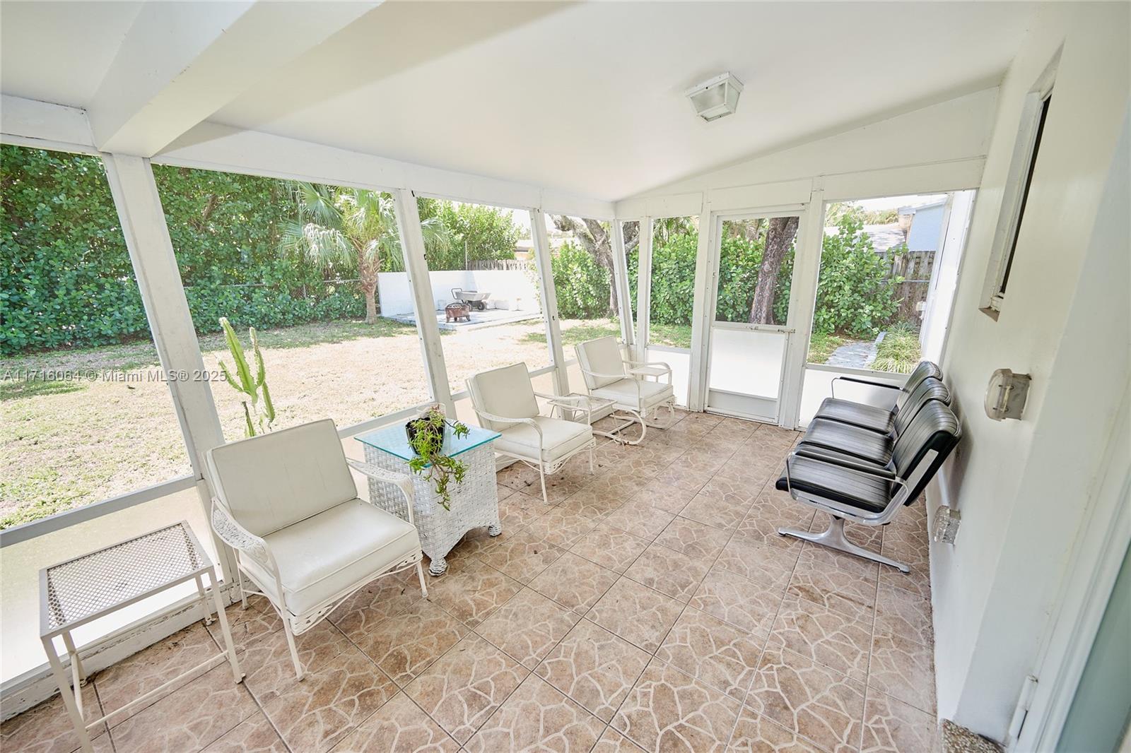 MILLER GARDENS - Residential