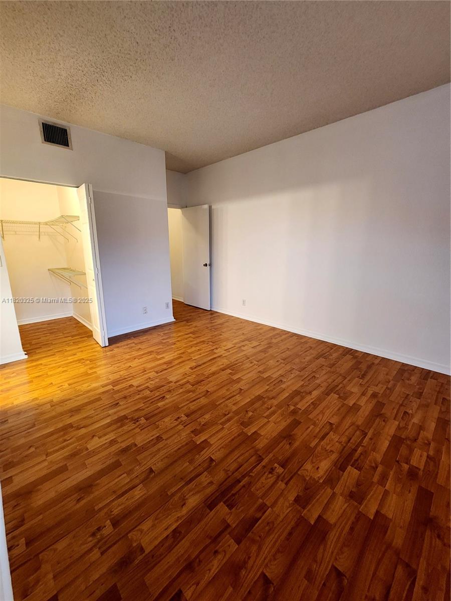 SECTORS 3 & 4 BOUNDARY PL - Residential Lease