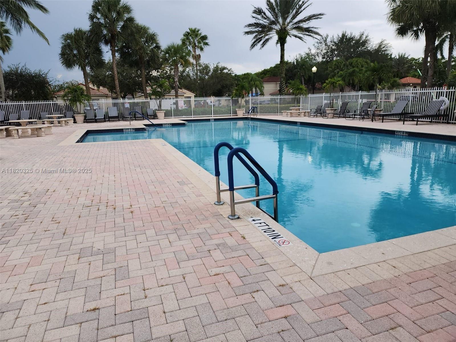 SECTORS 3 & 4 BOUNDARY PL - Residential Lease