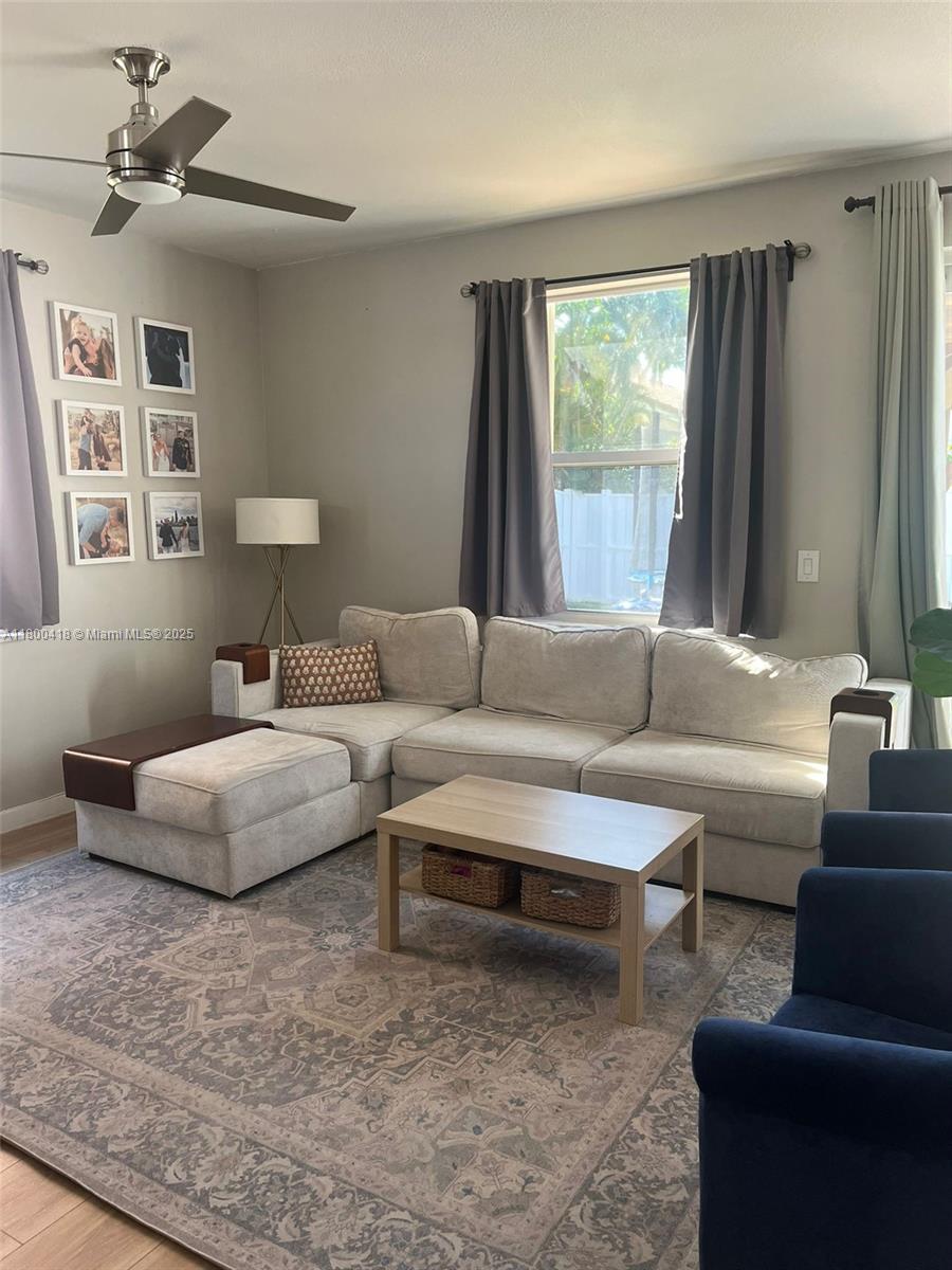 15698 NW 12th Rd