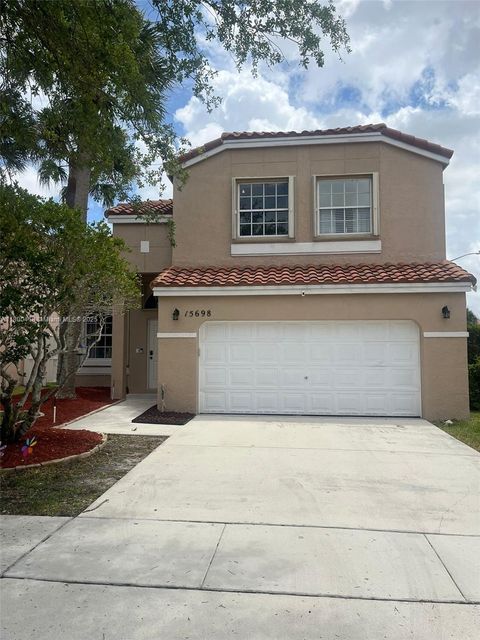 15698 NW 12th Rd Pembroke Pines FL 33028