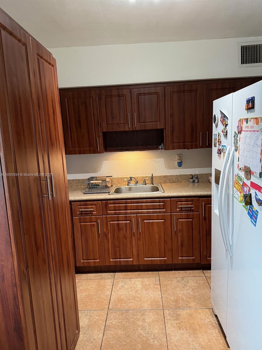 GABLES EDGE CONDO - Residential