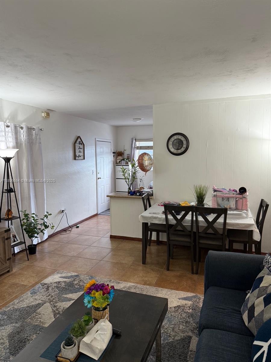 GABLES EDGE CONDO - Residential