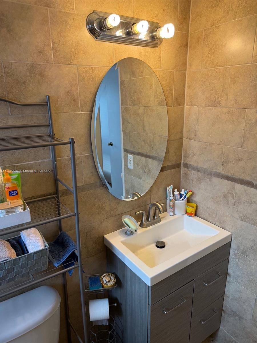 GABLES EDGE CONDO - Residential