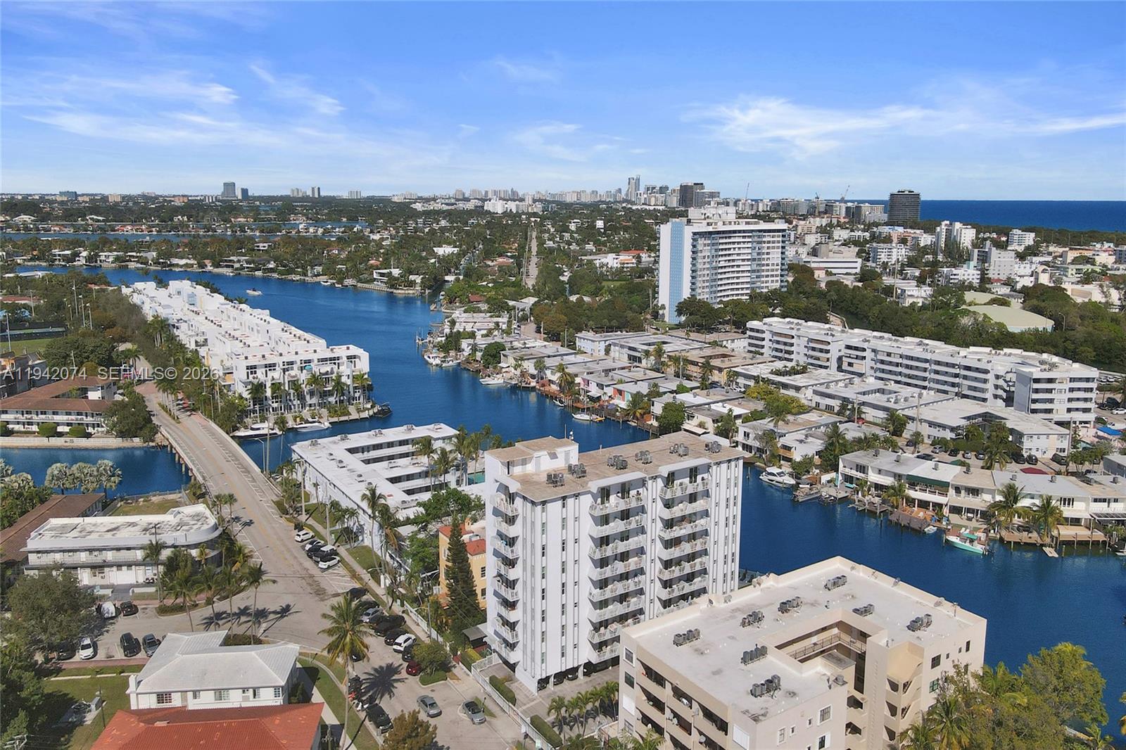 THE KNIGHTSBRIDGE CONDO - Residential