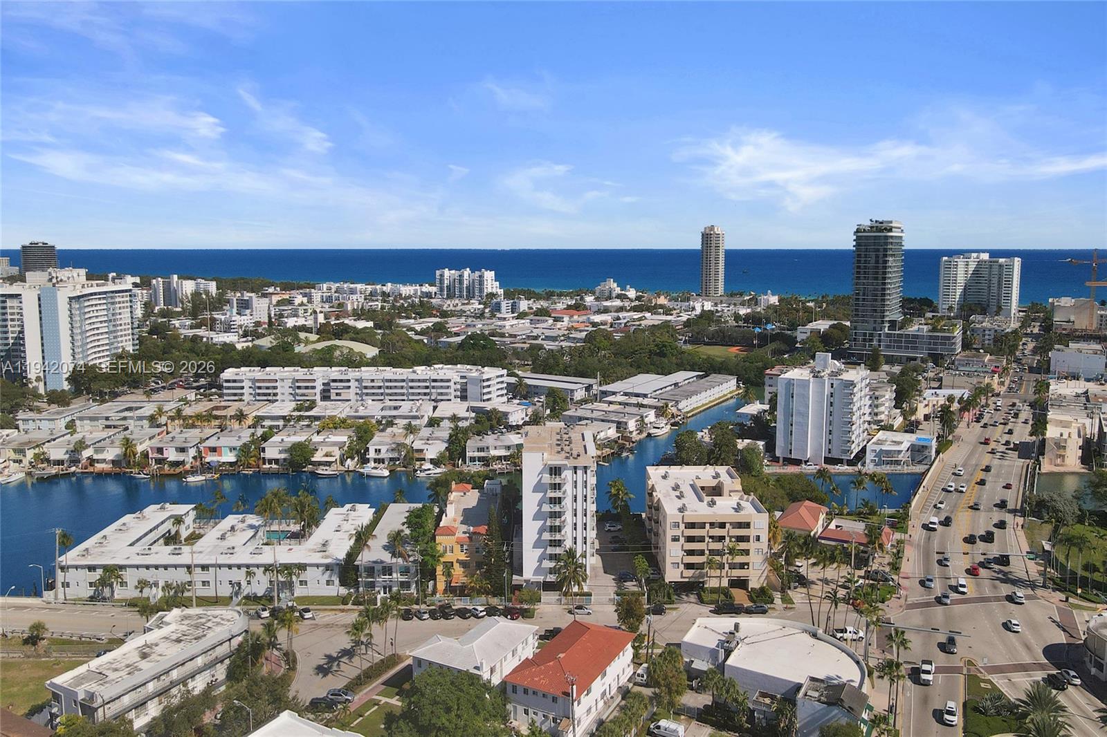 THE KNIGHTSBRIDGE CONDO - Residential