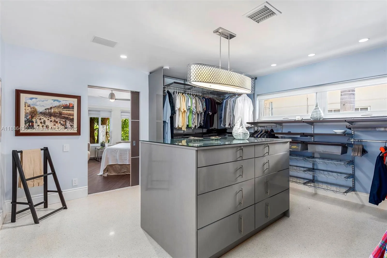 Hallandale Beach, Florida 33009, United States, 3 Bedrooms Bedrooms, ,3 BathroomsBathrooms,Residential,Active,218551