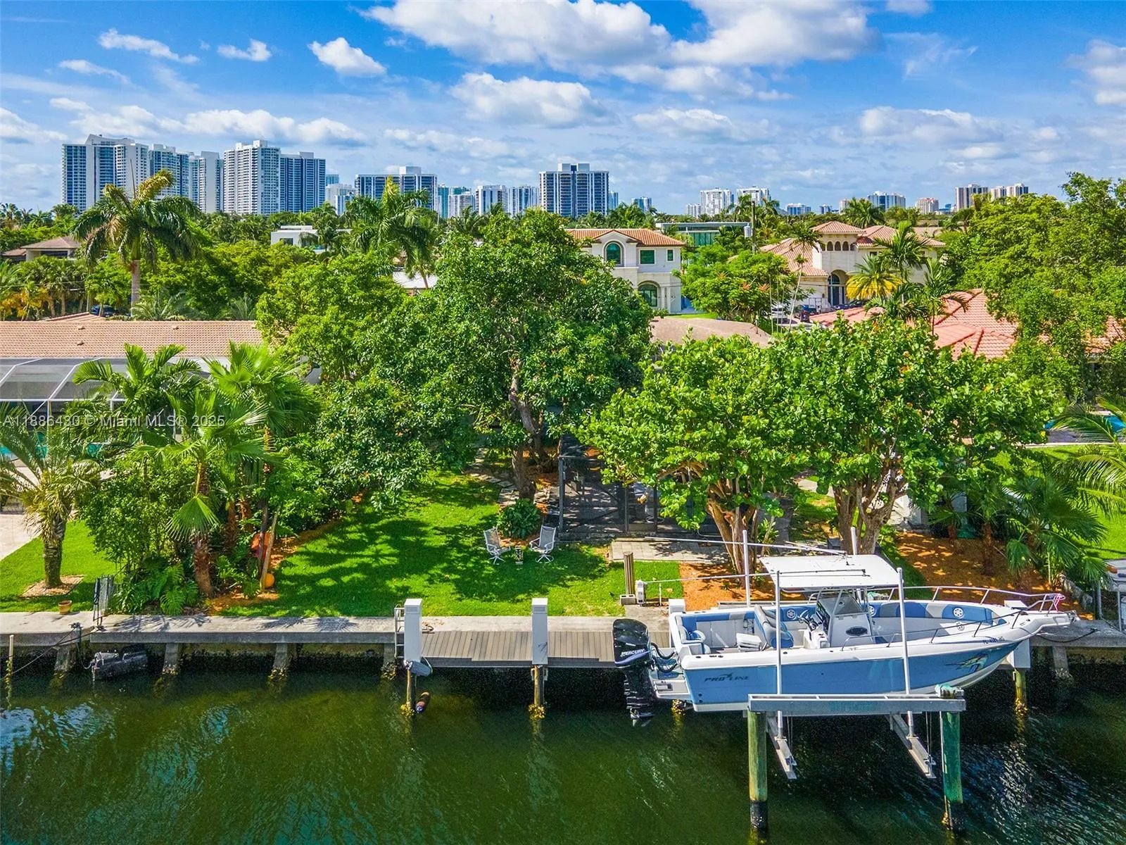 Hallandale Beach, Florida 33009, United States, 3 Bedrooms Bedrooms, ,3 BathroomsBathrooms,Residential,Active,218551