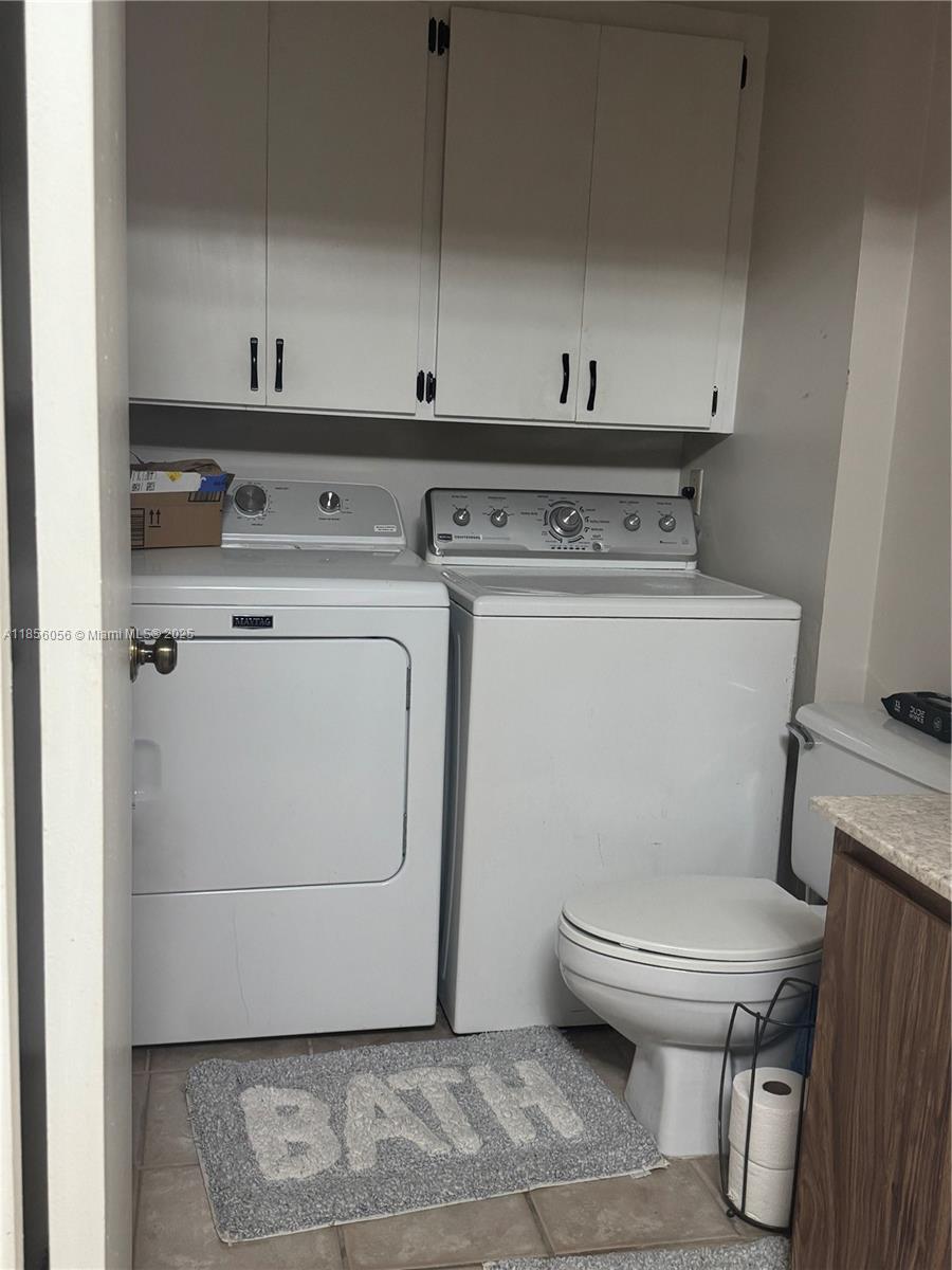 VILLAGE OF SANDALWOOD LAK - Residential Lease