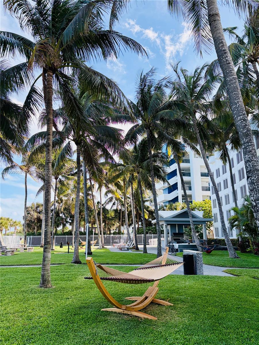 LA GORCE PALACE CONDO - Residential Lease