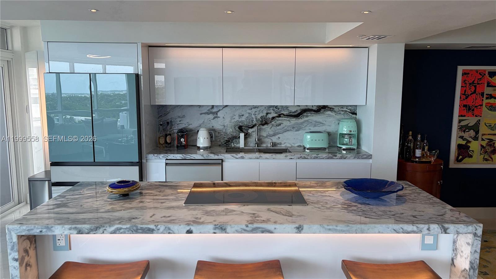 LA GORCE PALACE CONDO - Residential Lease