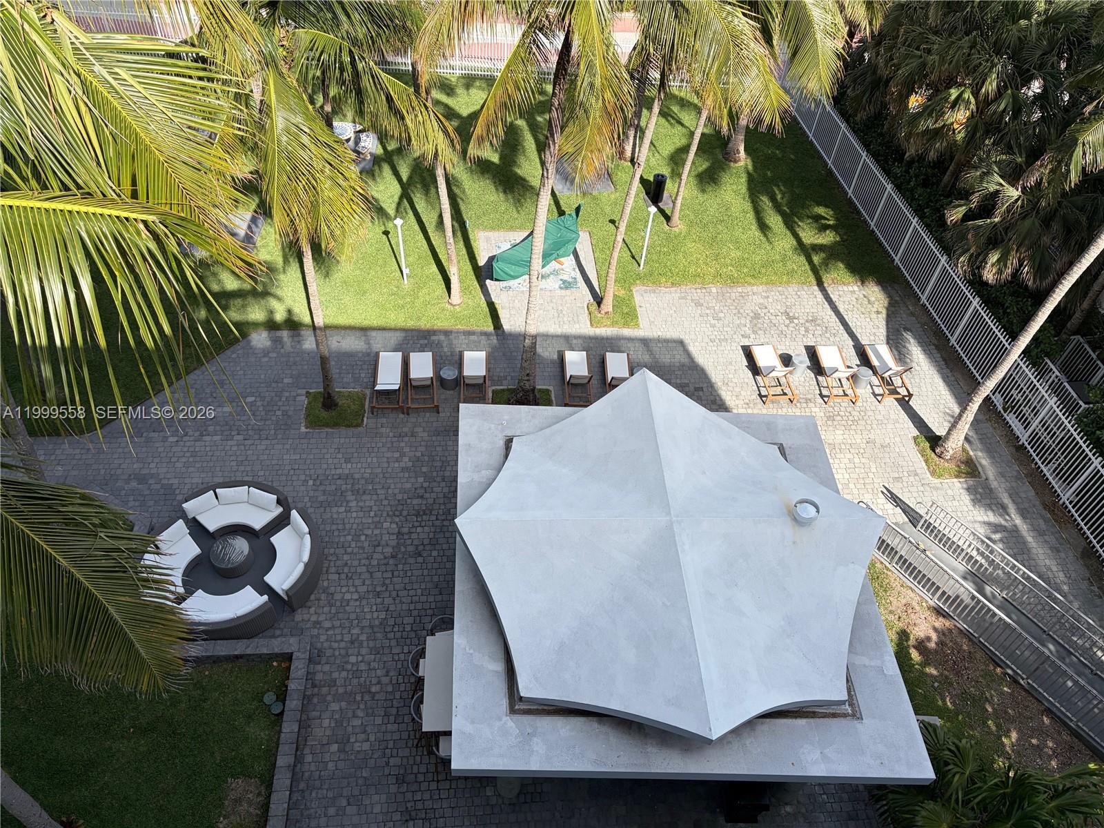 LA GORCE PALACE CONDO - Residential Lease