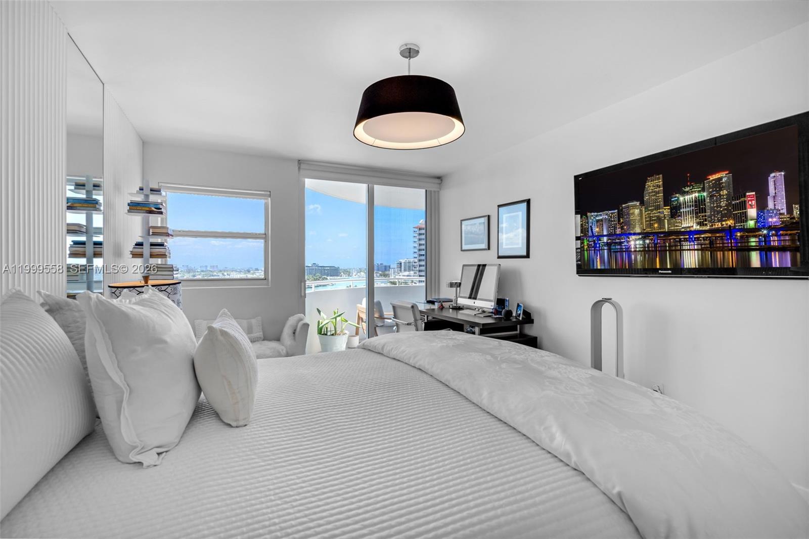 LA GORCE PALACE CONDO - Residential Lease