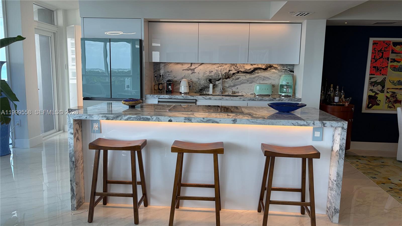 LA GORCE PALACE CONDO - Residential Lease