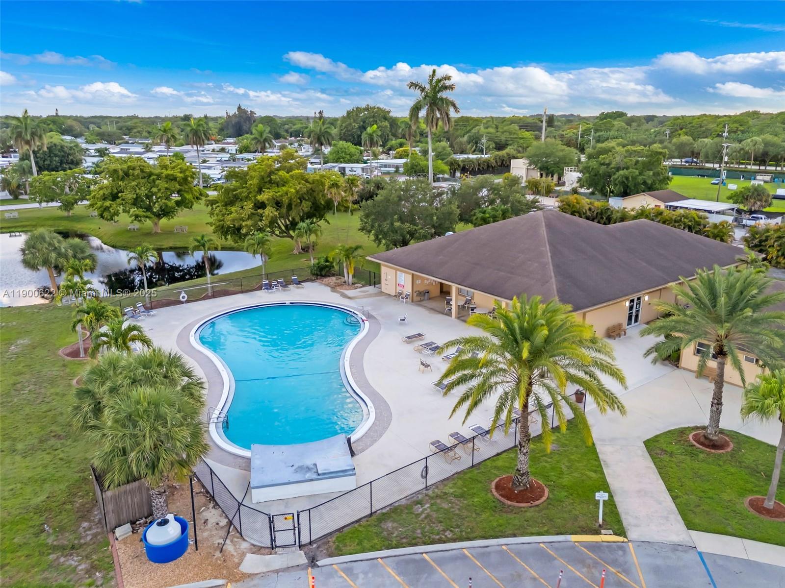 PARK CITY SEC THREE - Residential