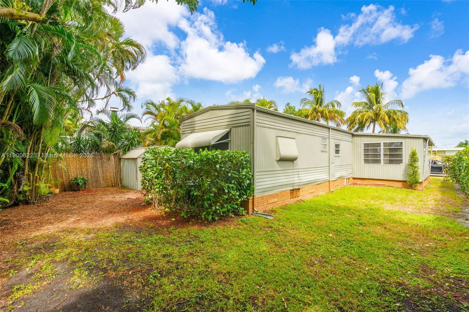 PARK CITY SEC THREE - Residential