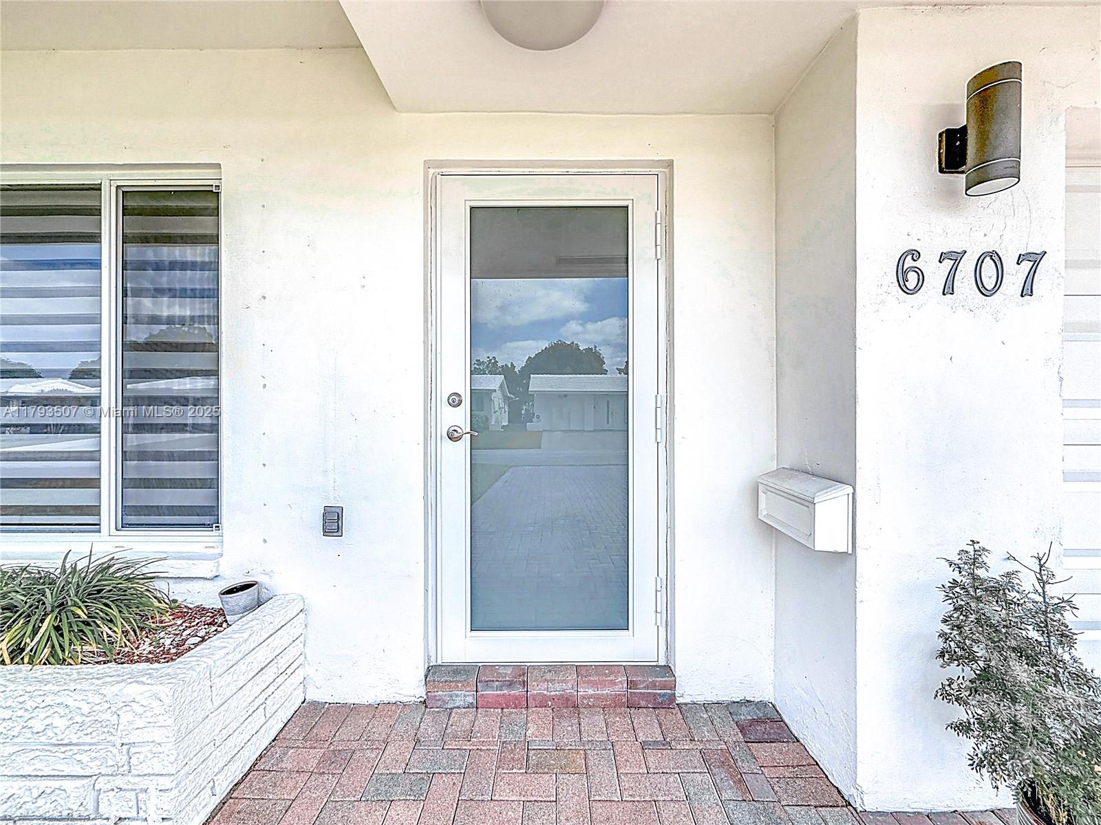 Property for Sale at 6707 Nw 71st St, Tamarac, Broward County, Florida - Bedrooms: 2 
Bathrooms: 2  - $379,999