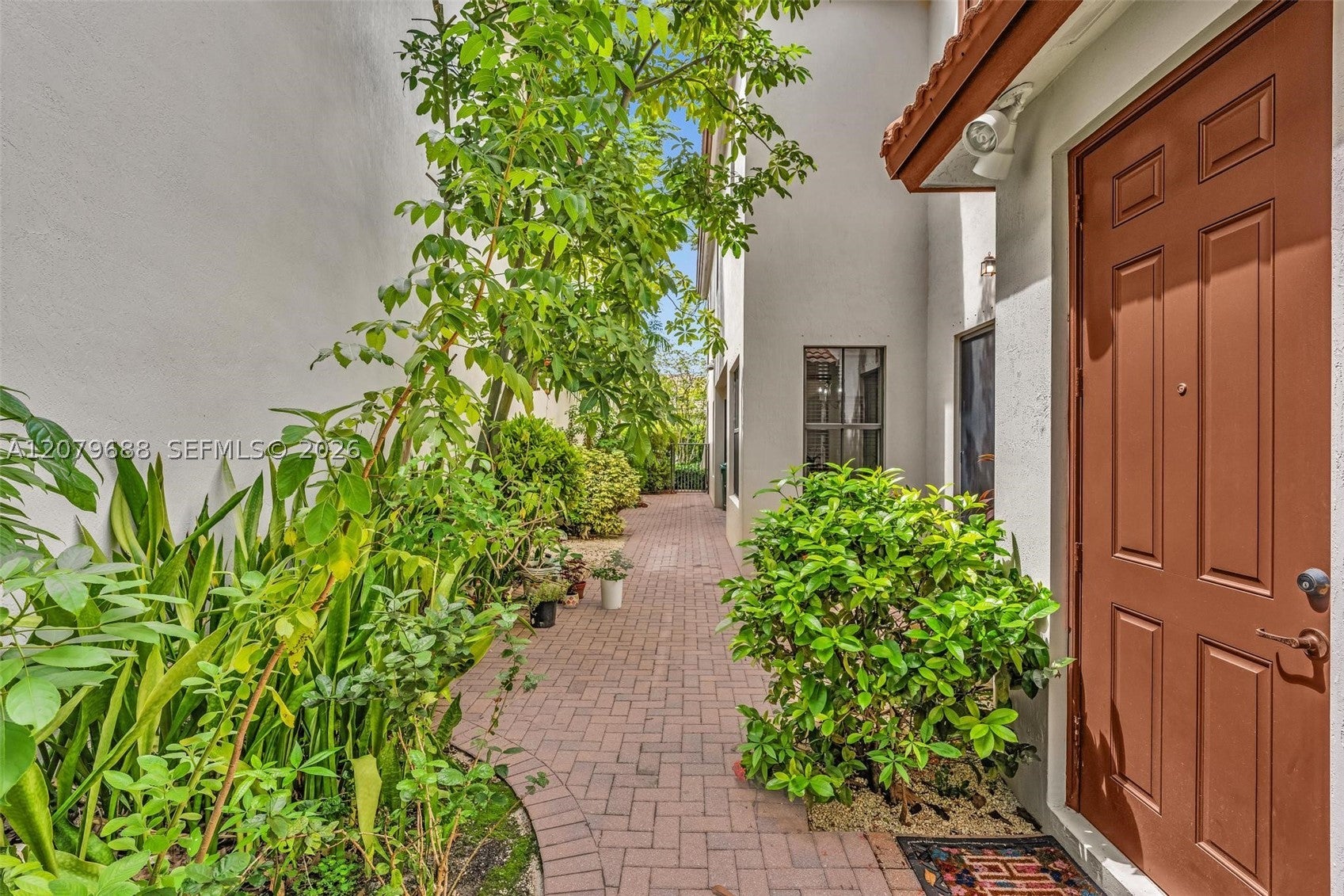 8397 NW 38th St
