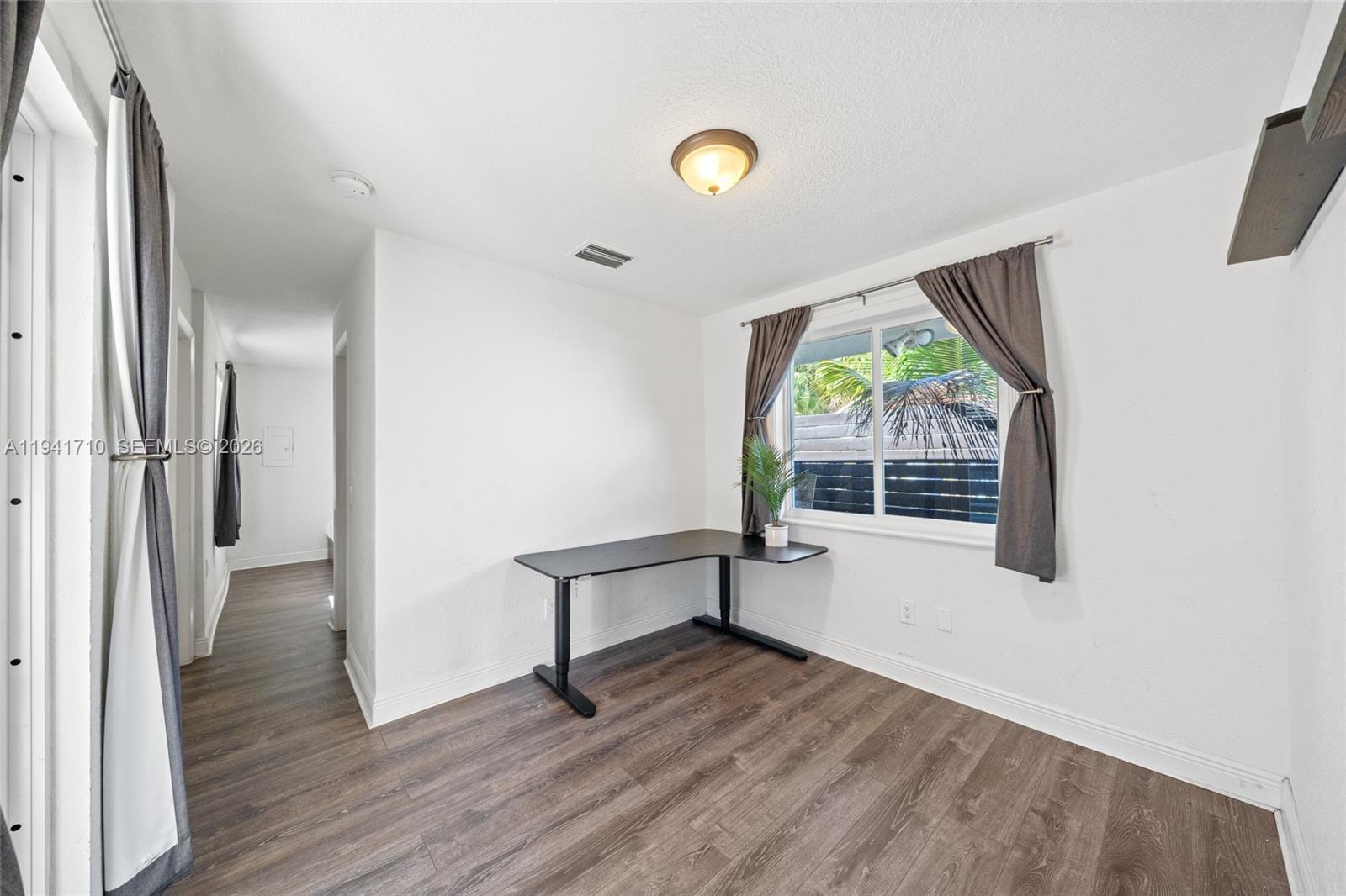 BRIAR BAY URBAN PARK SEC - Residential