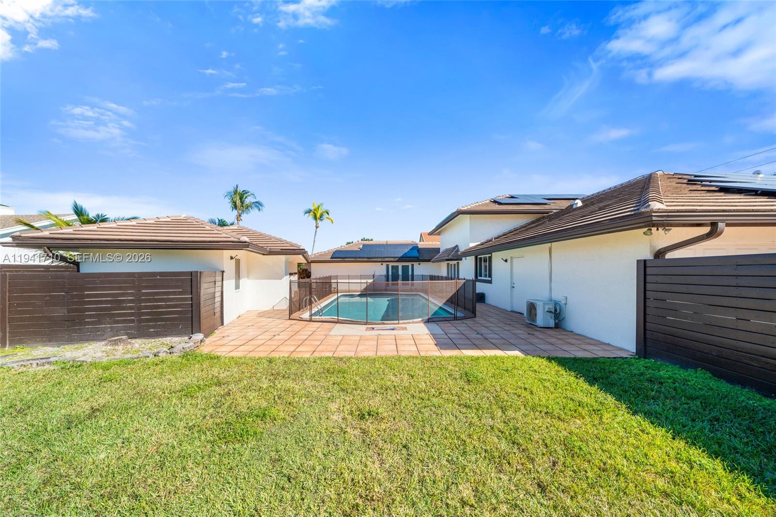 BRIAR BAY URBAN PARK SEC - Residential