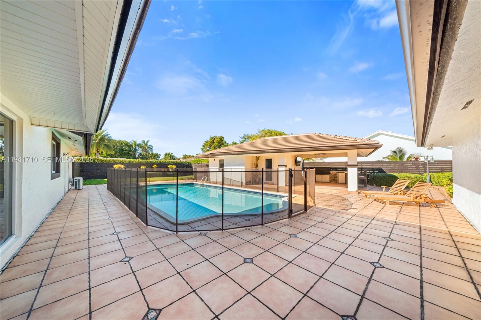 BRIAR BAY URBAN PARK SEC - Residential