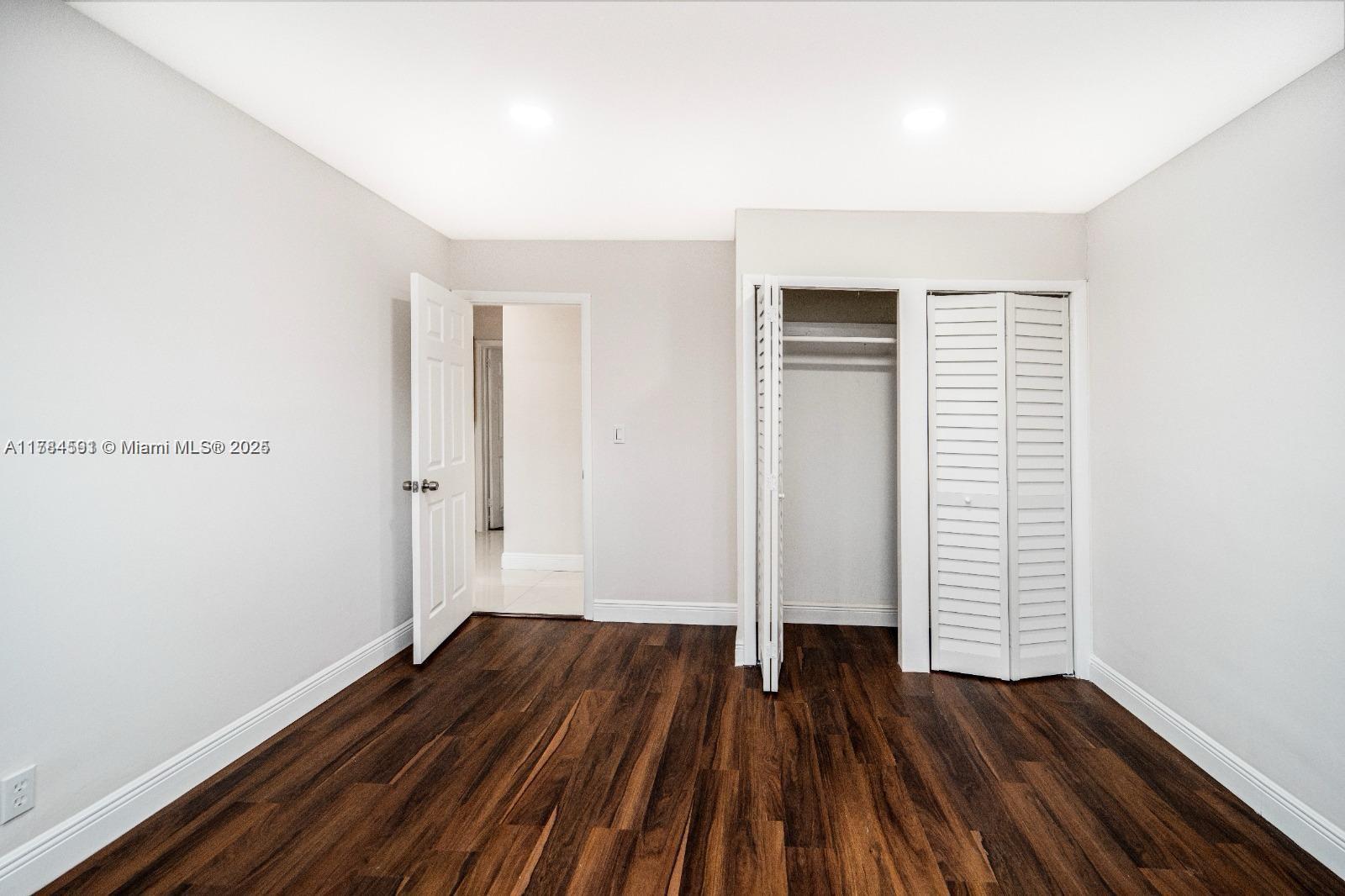 PLANTATION ISLES SEC TWO - Residential