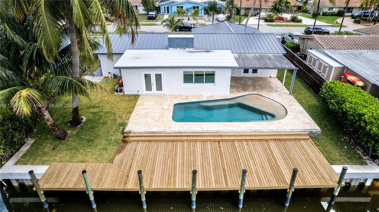 PLANTATION ISLES SEC TWO - Residential
