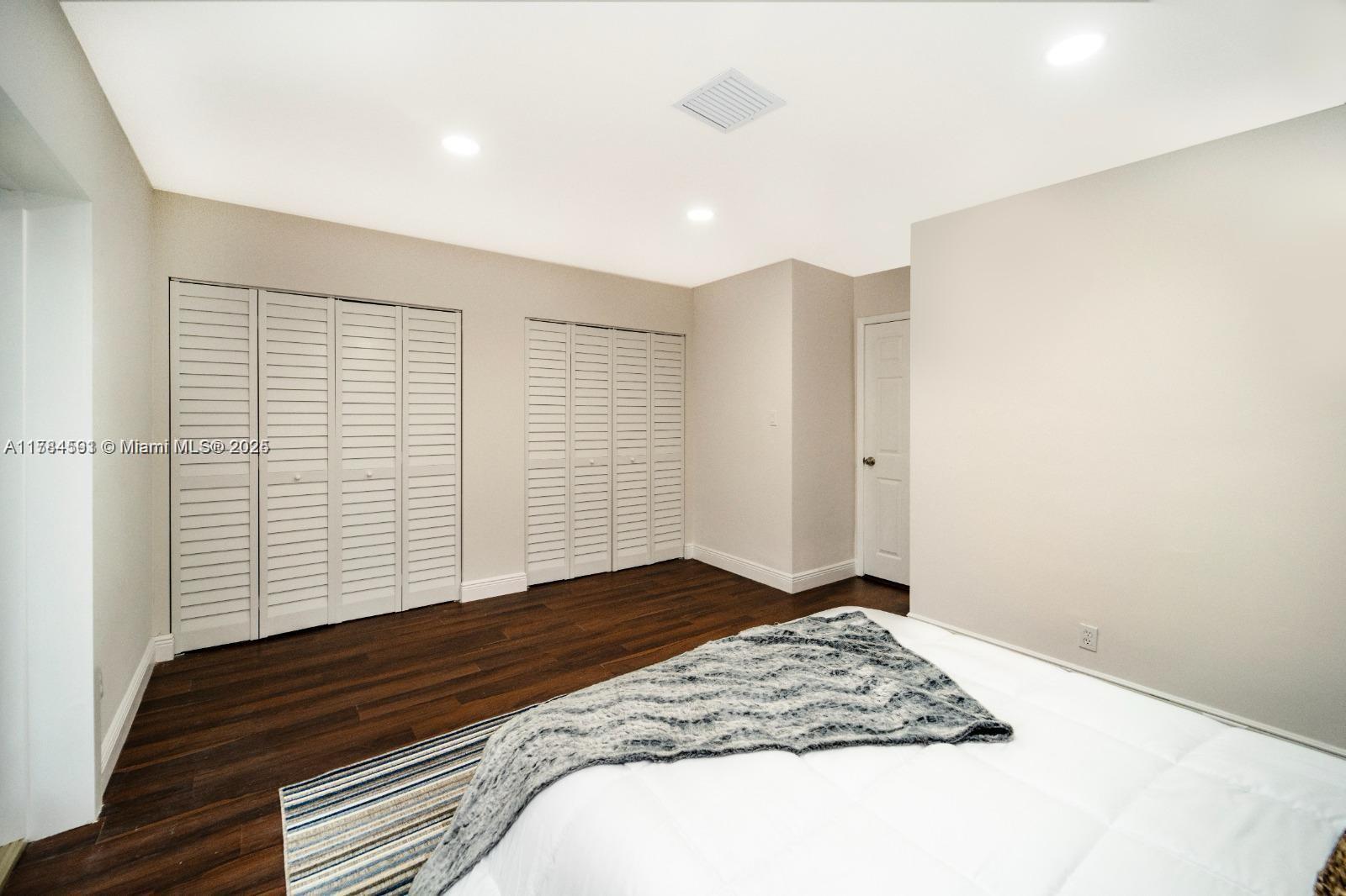 PLANTATION ISLES SEC TWO - Residential