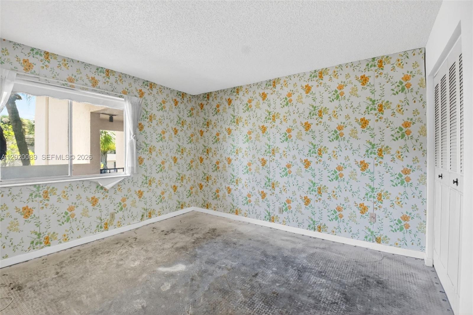 LAGO DEL REY CONDO - Residential