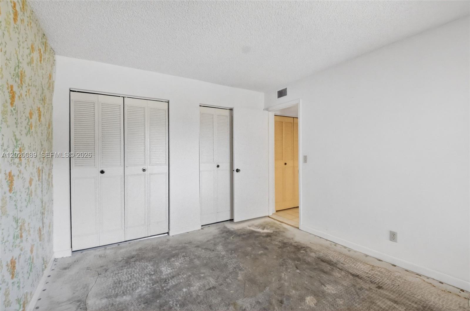 LAGO DEL REY CONDO - Residential