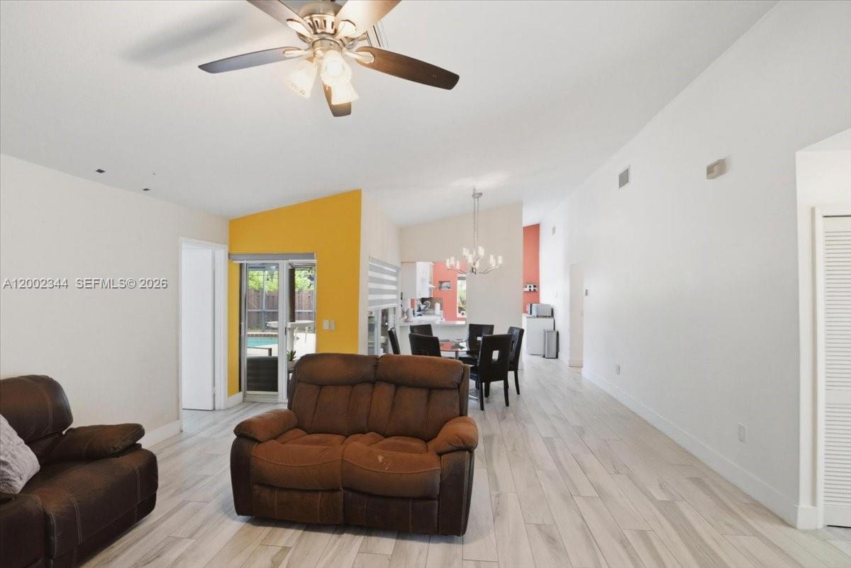 BONAVENTURE LAKES ADD 2 - Residential