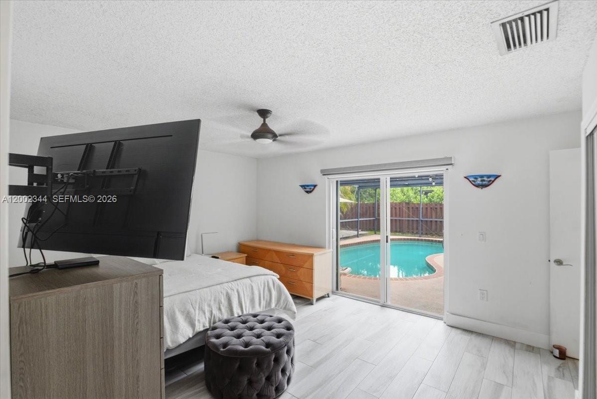 BONAVENTURE LAKES ADD 2 - Residential