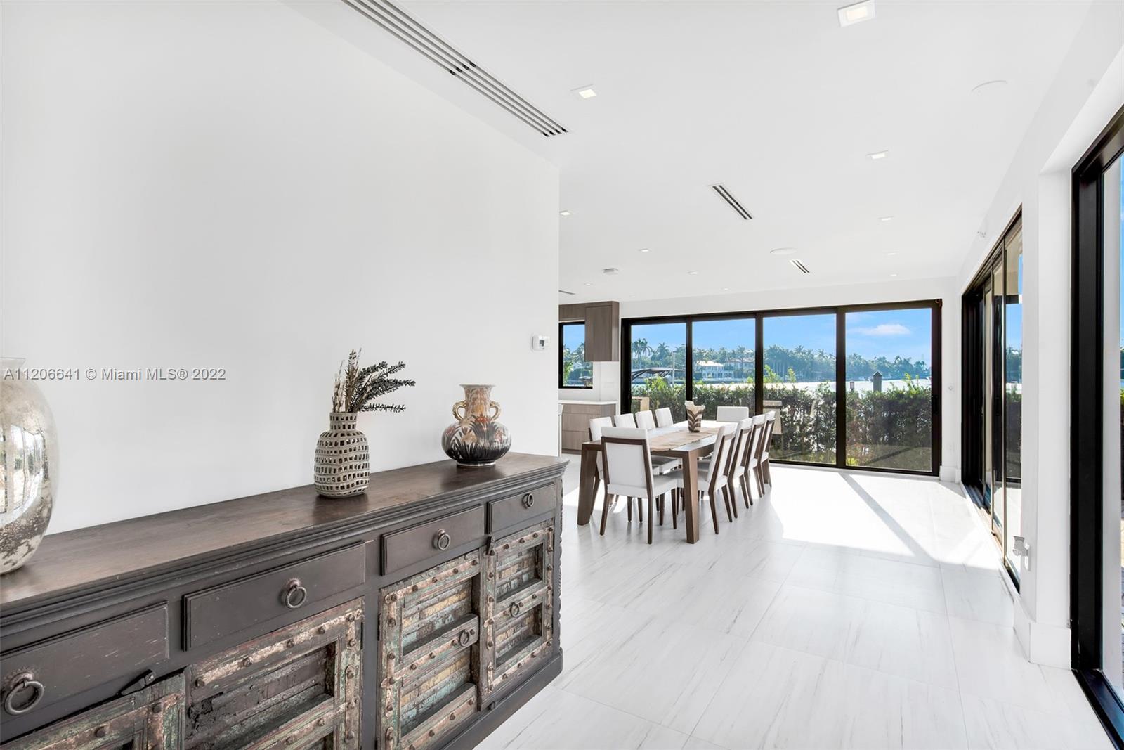 AMD PLAT OF SUNSET LAKE S - Residential