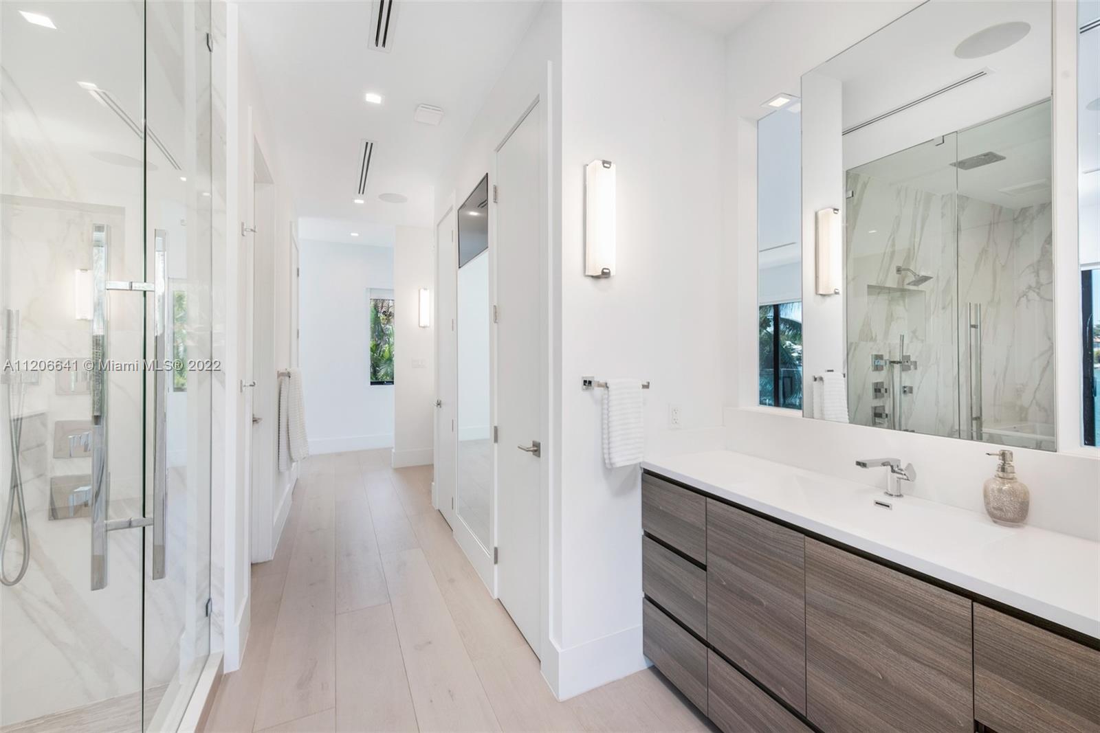 AMD PLAT OF SUNSET LAKE S - Residential