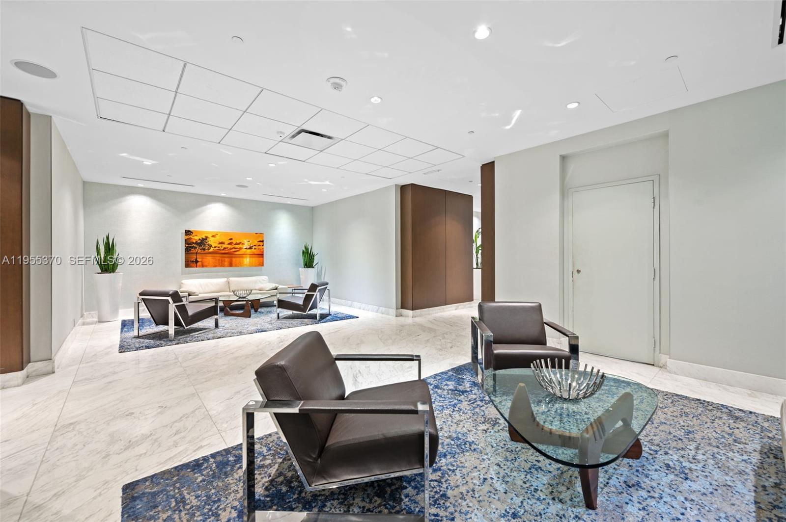 10155 Collins Ave 909