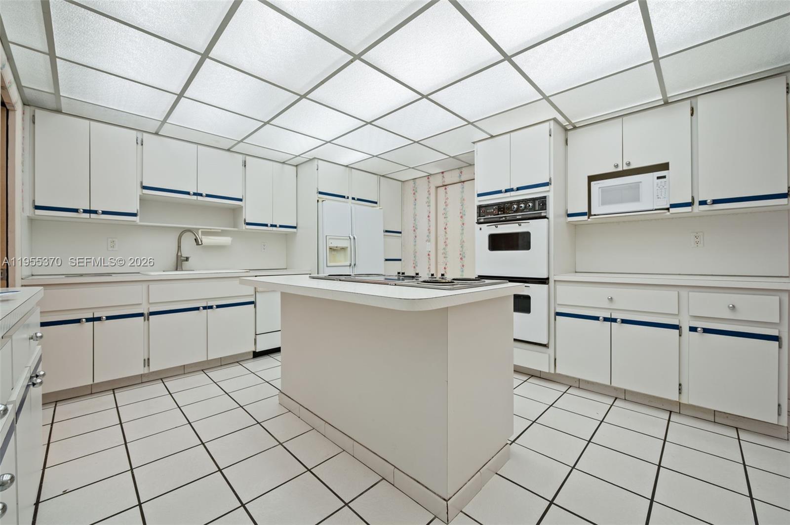 BAL HARBOUR 101 CONDO - Residential